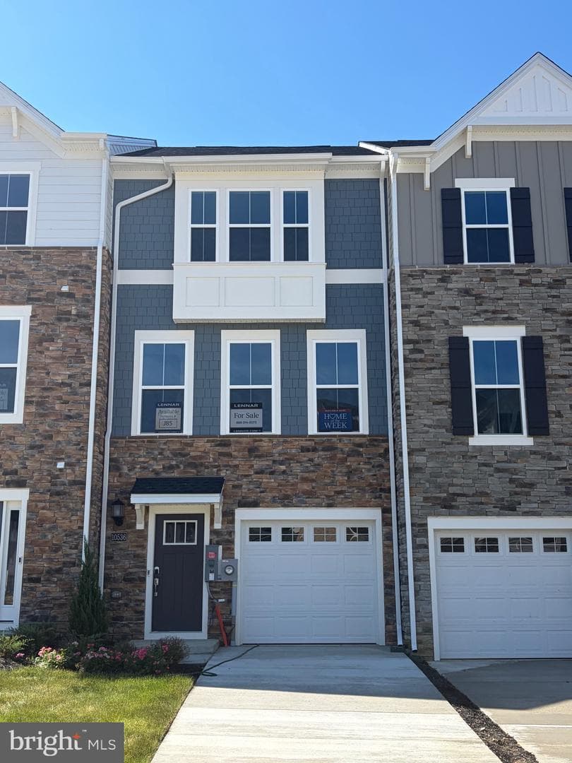 10536 Cobbler Place, White Plains