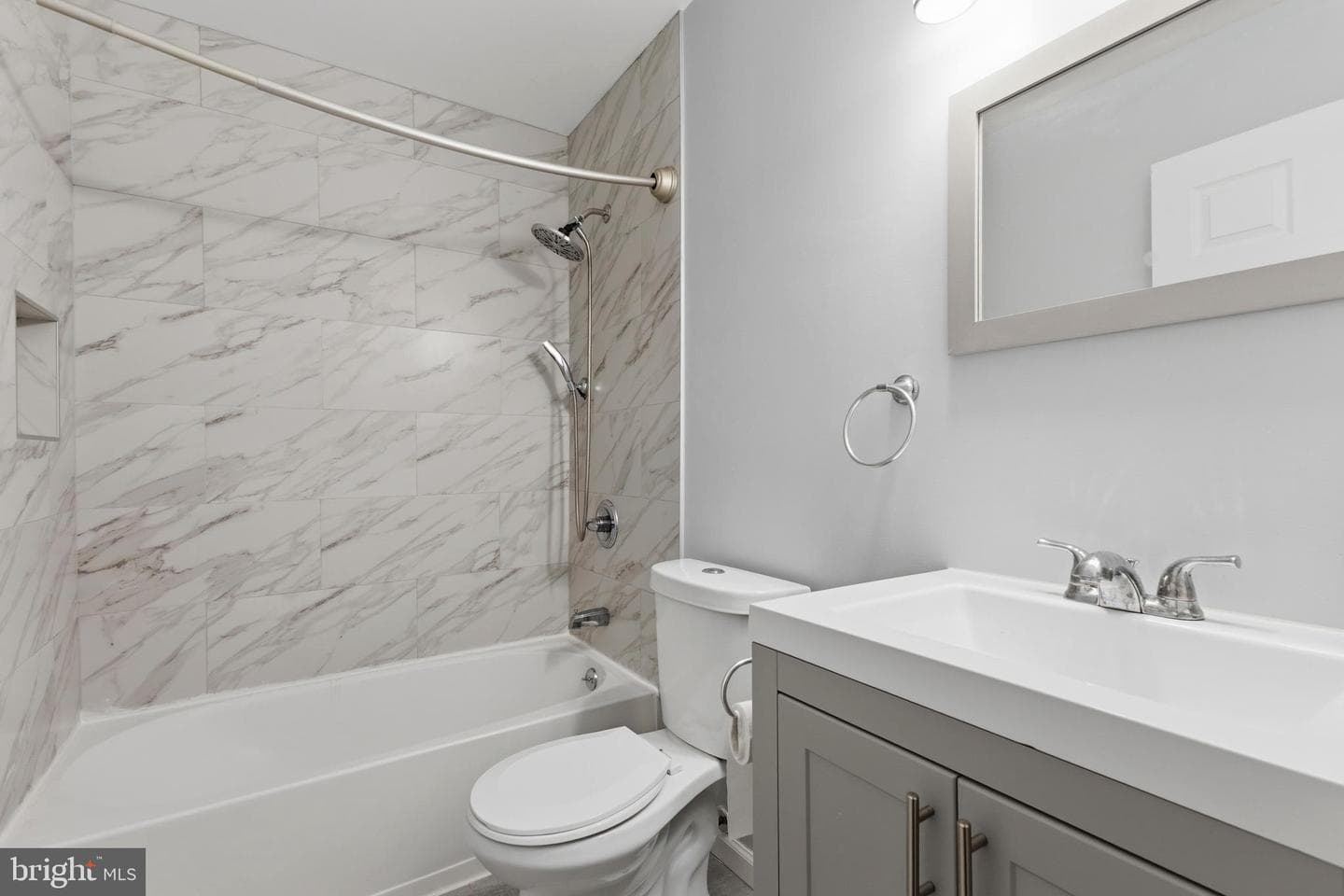 119 Jefferson Road photo 22