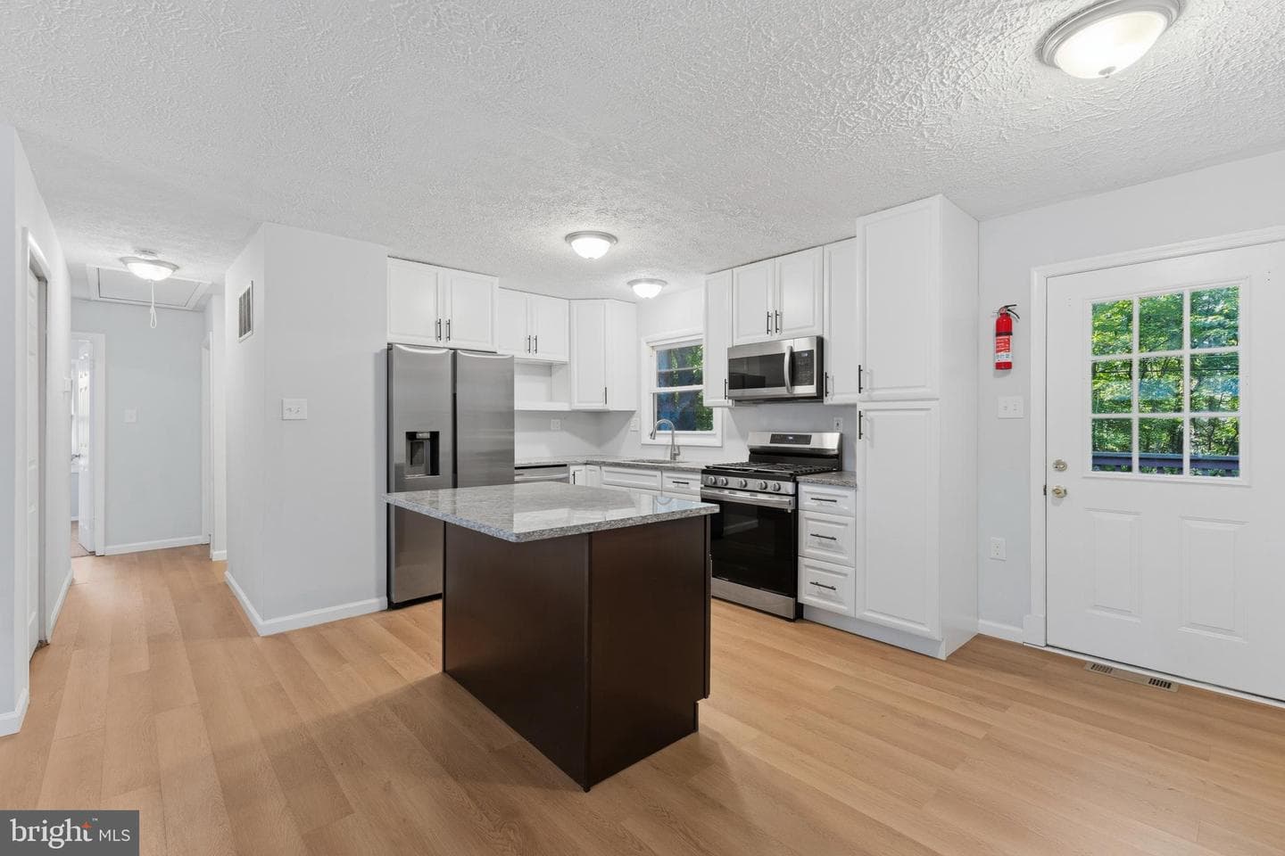 119 Jefferson Road photo 6