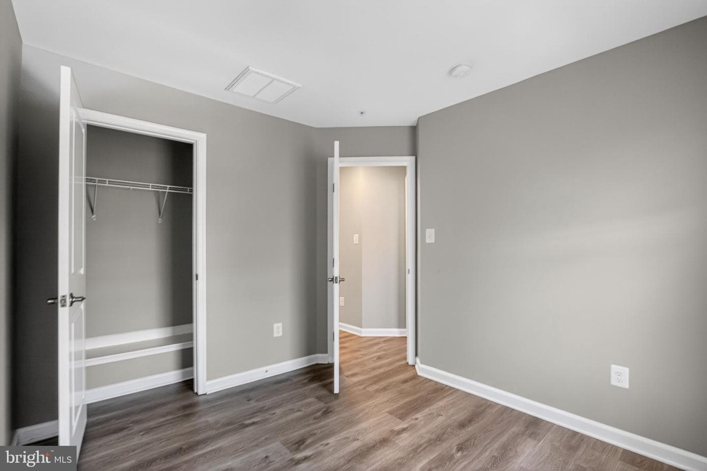 5413 Doubleday Ln photo 16