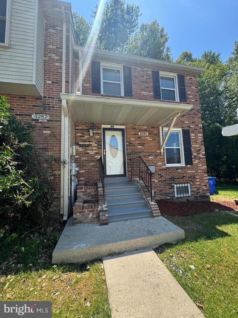 3261 Westdale Court photo 5