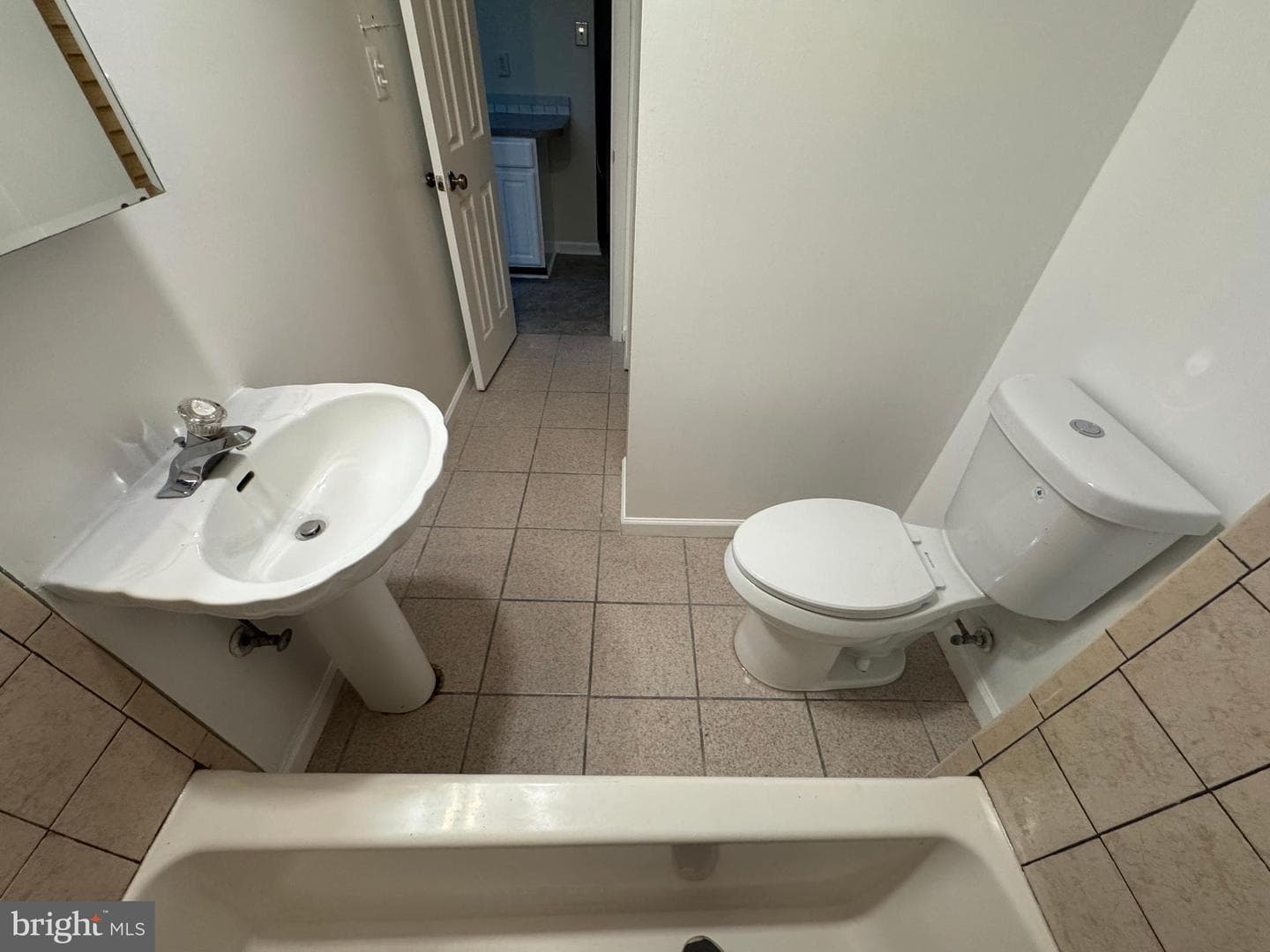 3261 Westdale Court photo 59
