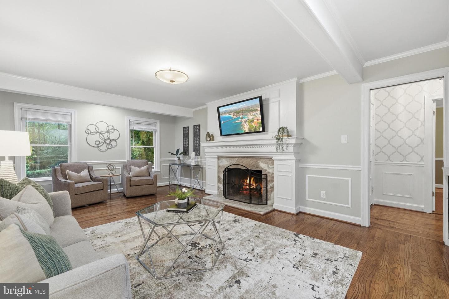 11910 Charles St photo 4