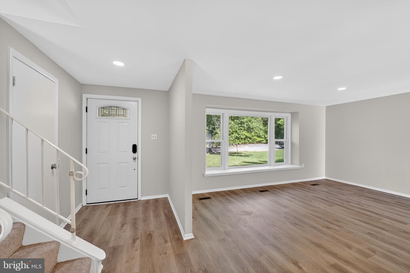 2434 Pinefield Road photo 4