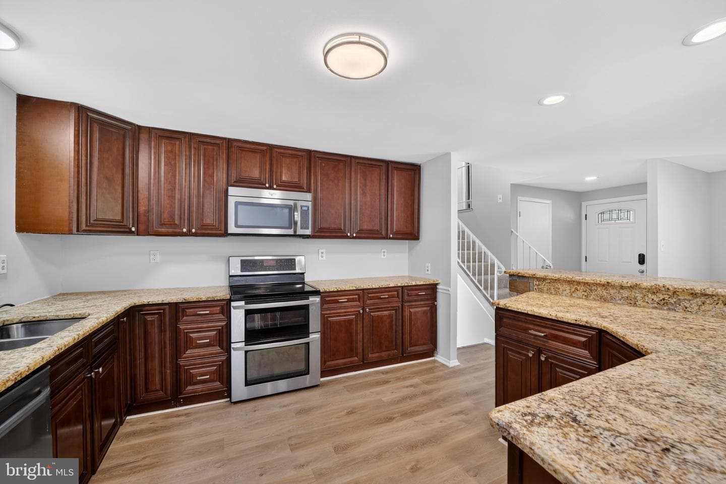 2434 Pinefield Road photo 9