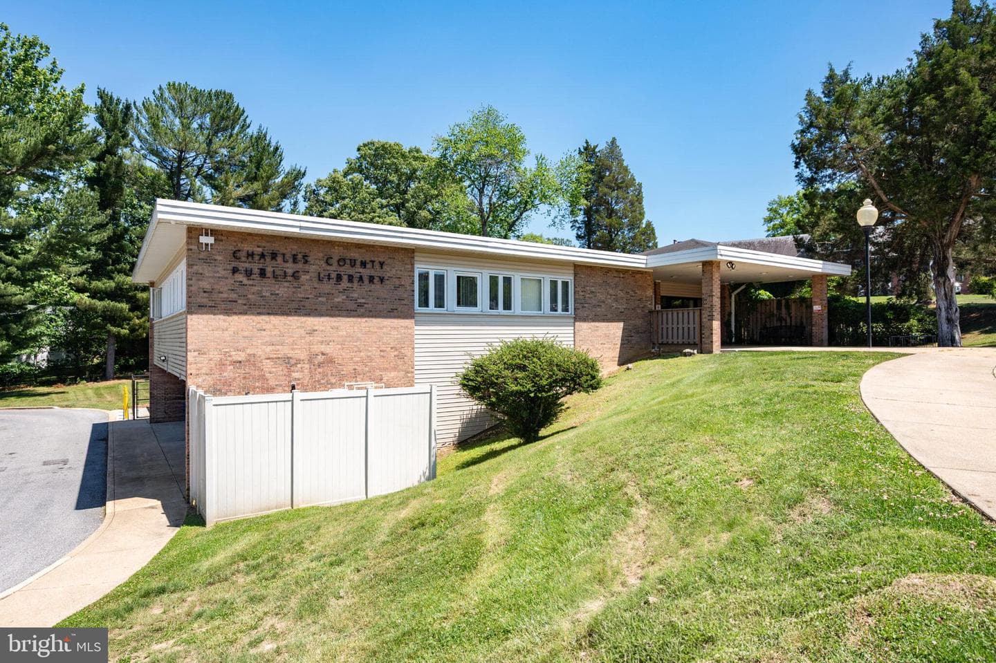 612 Hemlock Court photo 27