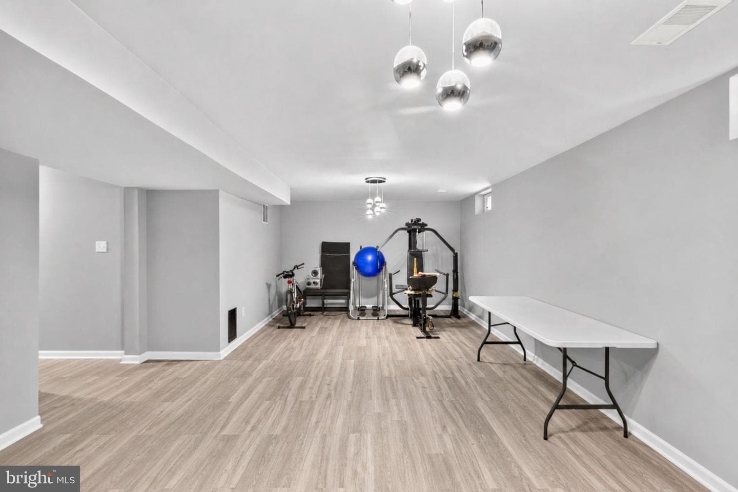 10166 Hubbard Court photo 34