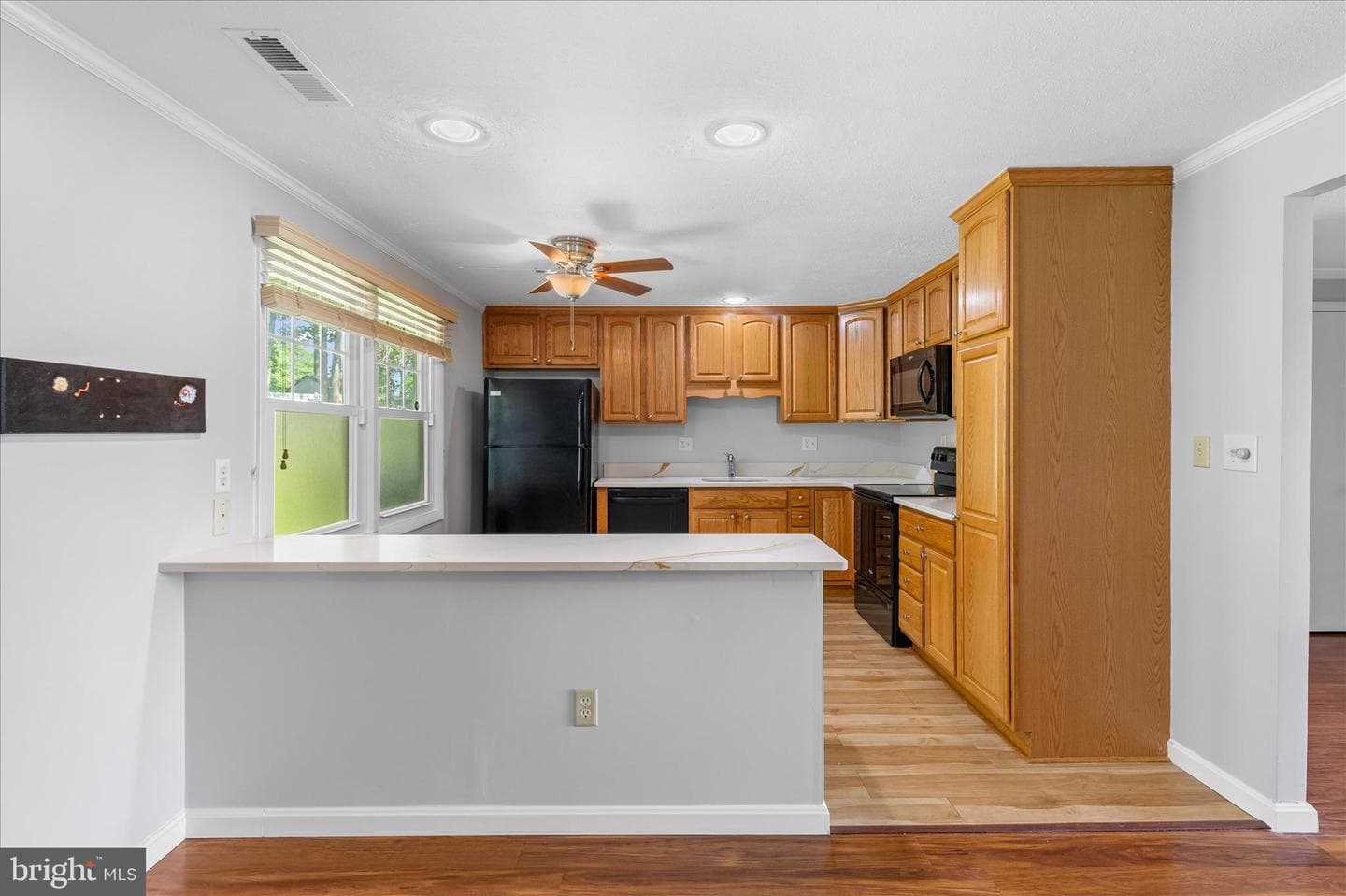 5516 Jeffrey Circle photo 15