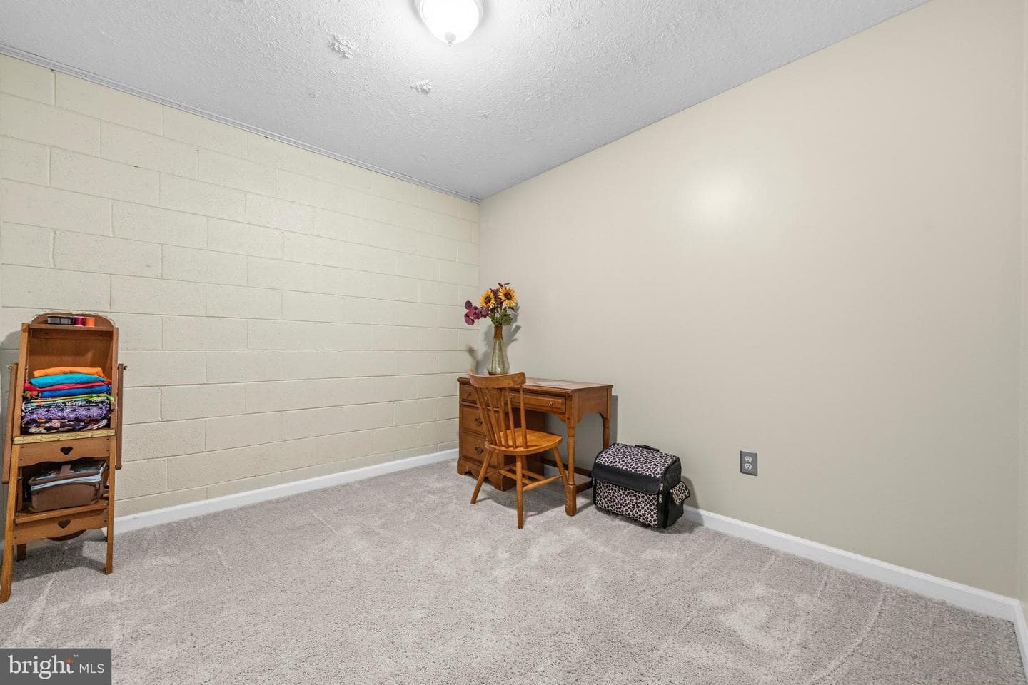 7090 Maxwell Drive photo 40
