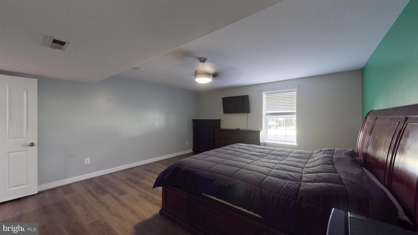 8070 Amberleigh Place photo 45