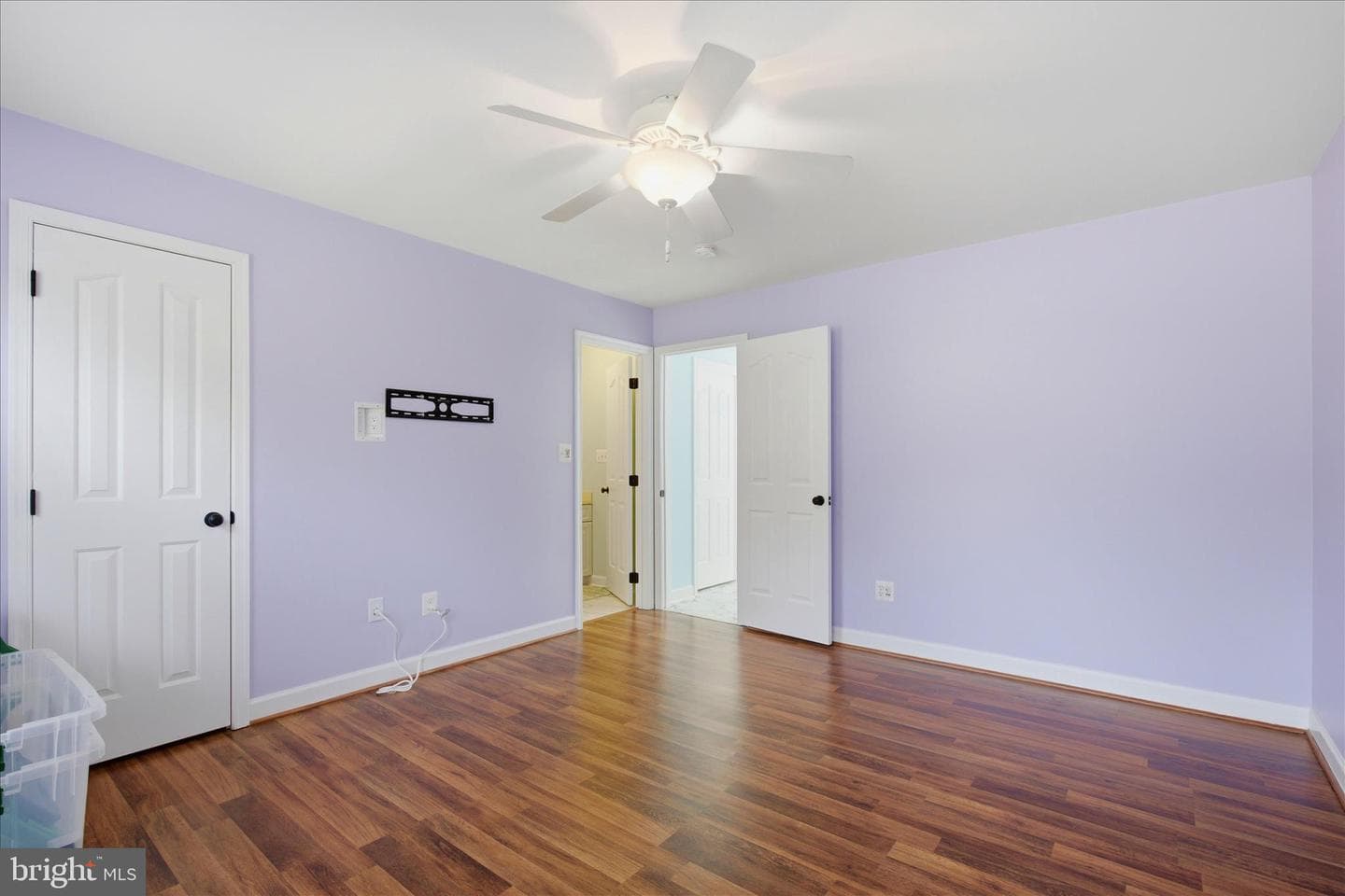 8070 Amberleigh Place photo 55