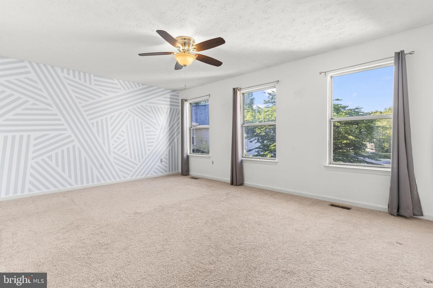 6225 Polar Bear Court photo 17