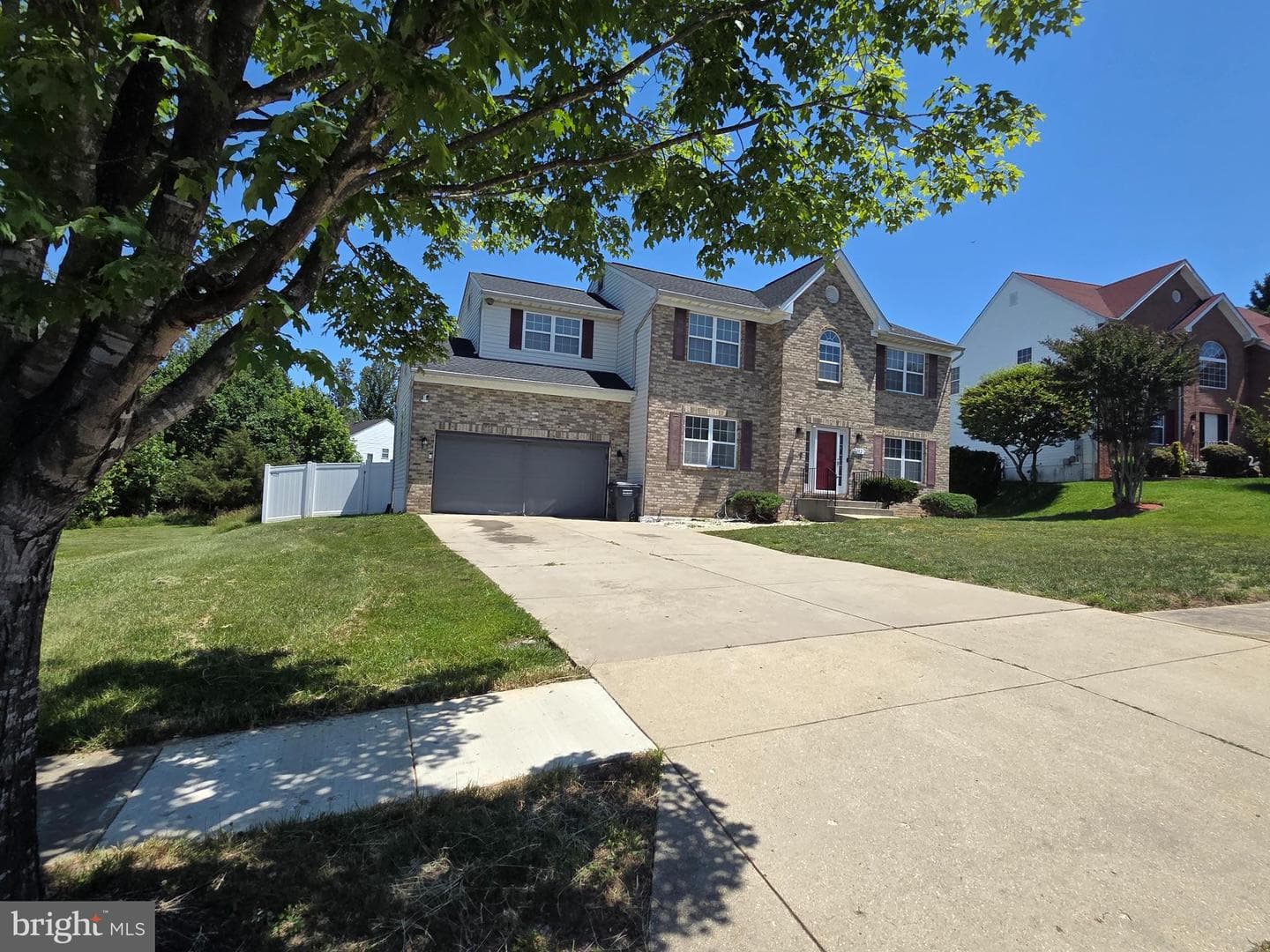 2282 Woodberry Drive photo 3