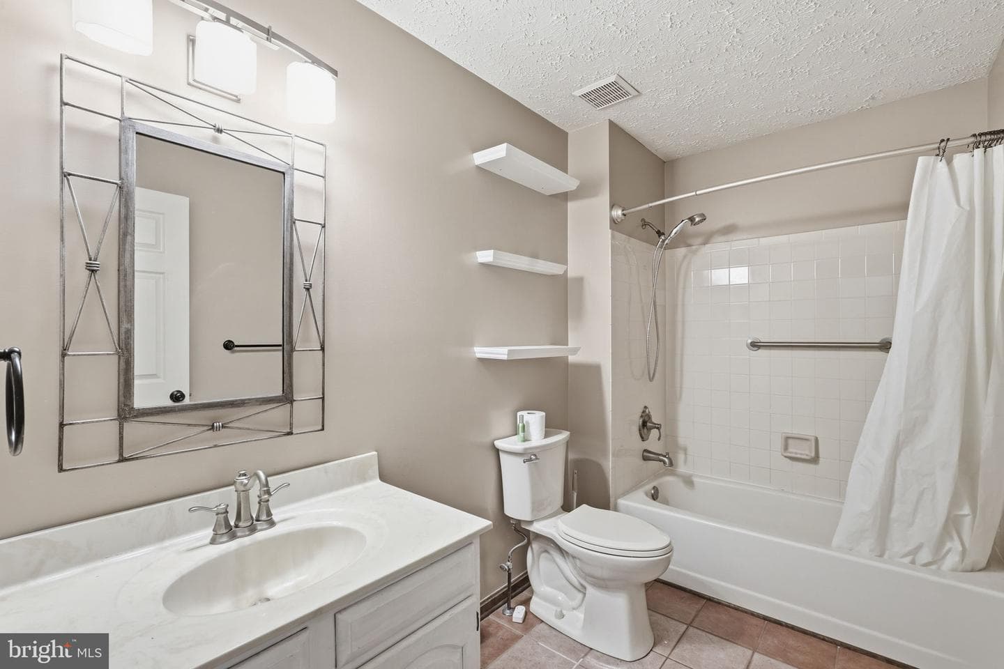 14205 Meadow Creek Lane photo 19