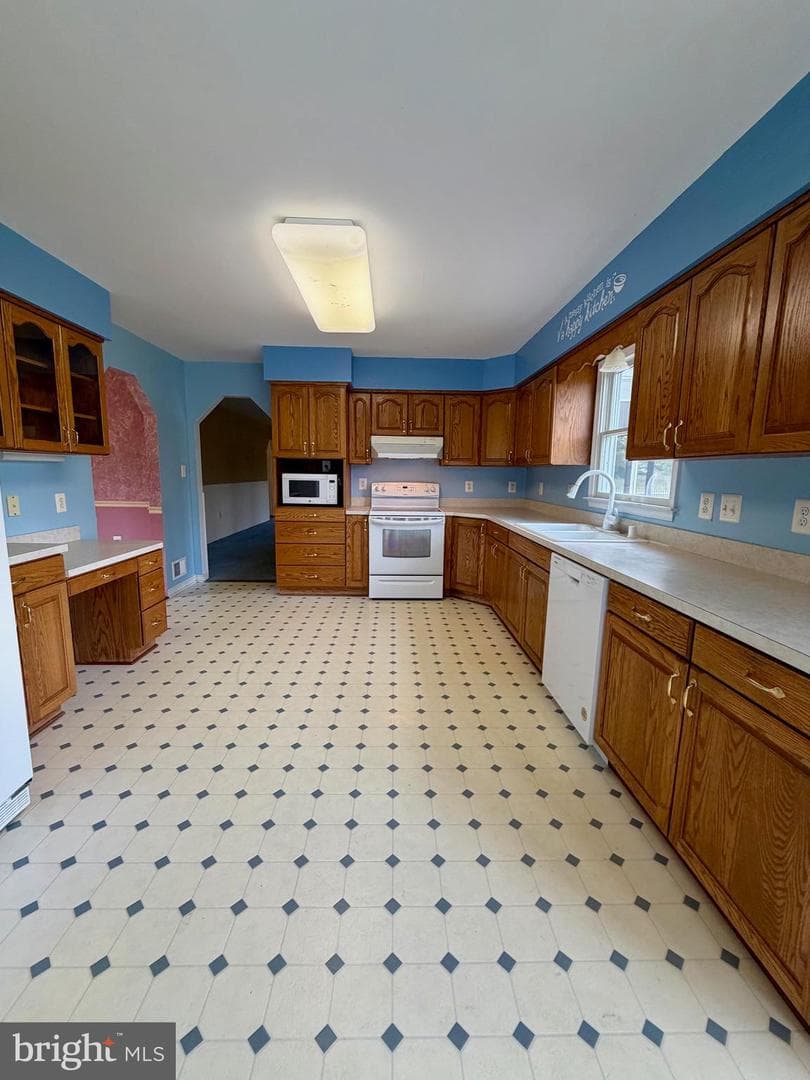 8210 Hudson Drive photo 21