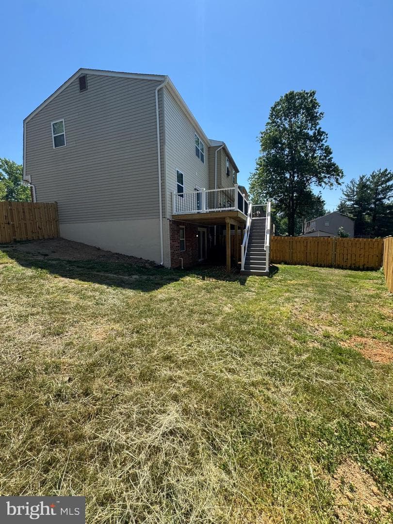 826 Holly Drive photo 3
