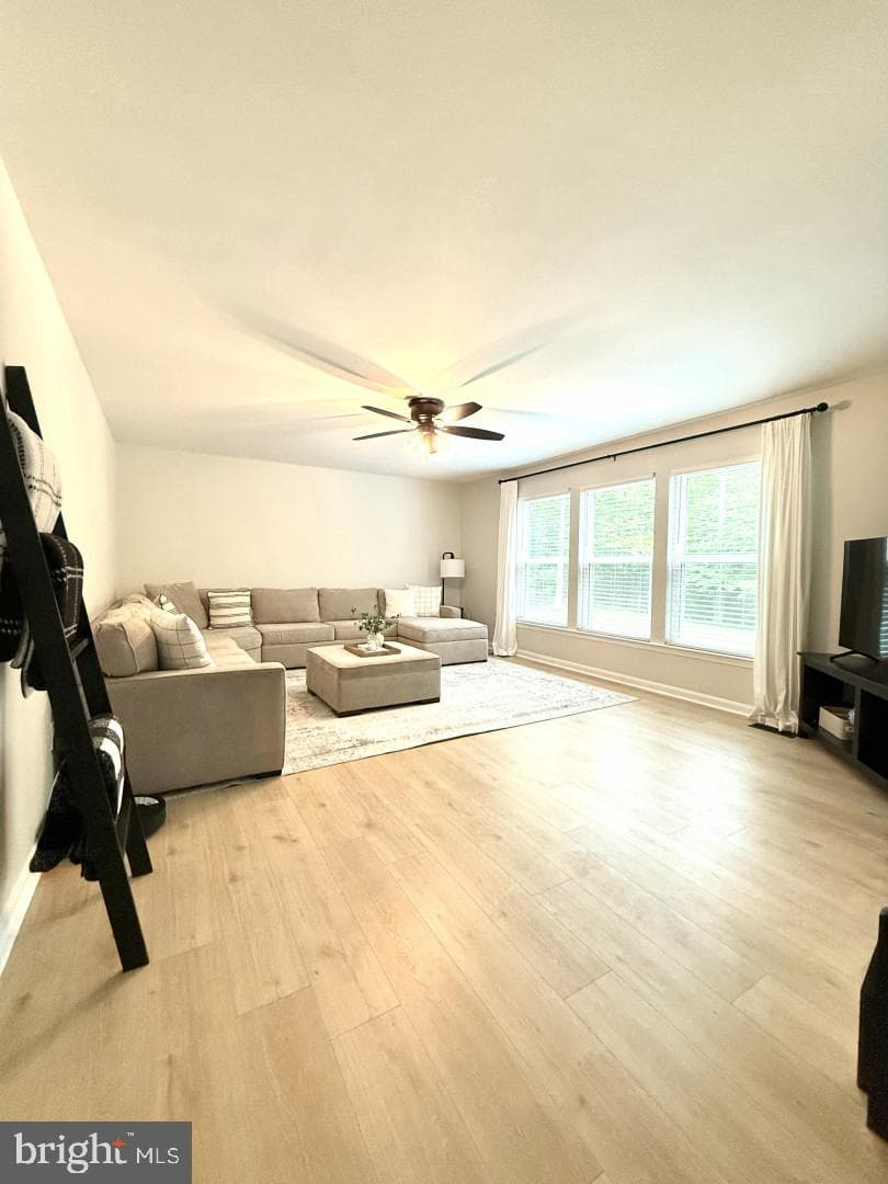 4652 Deep Spring Place photo 5