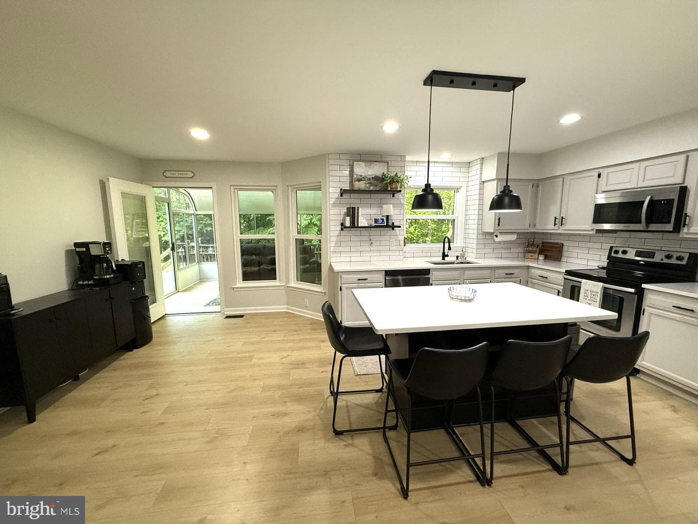 4652 Deep Spring Place photo 9