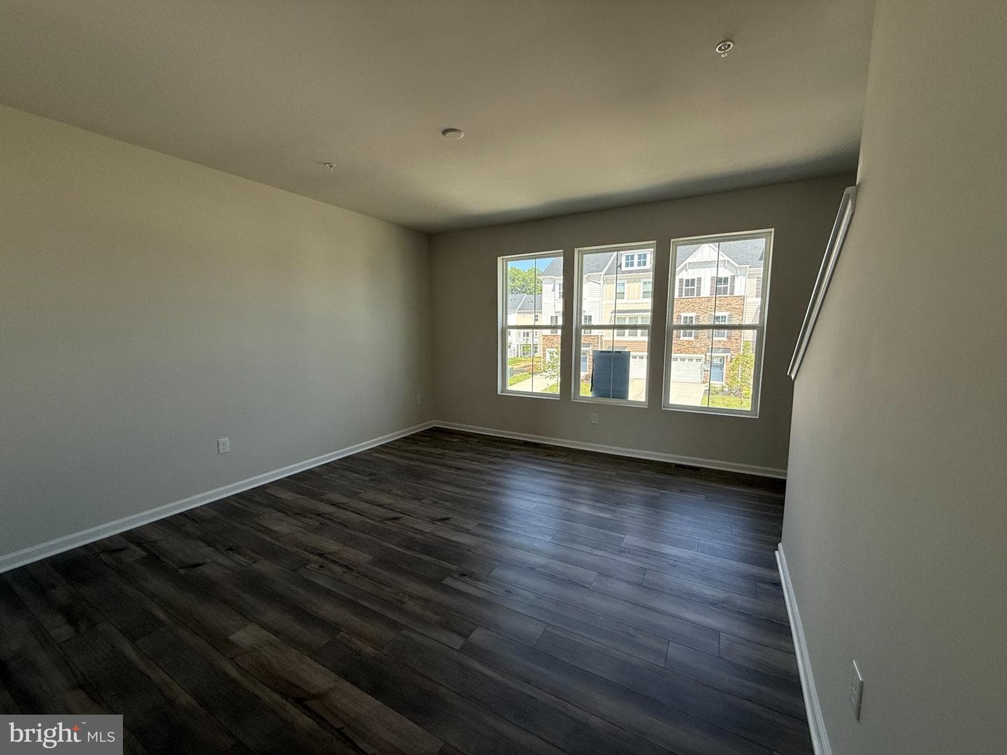 5567 Marksburg Place photo 10