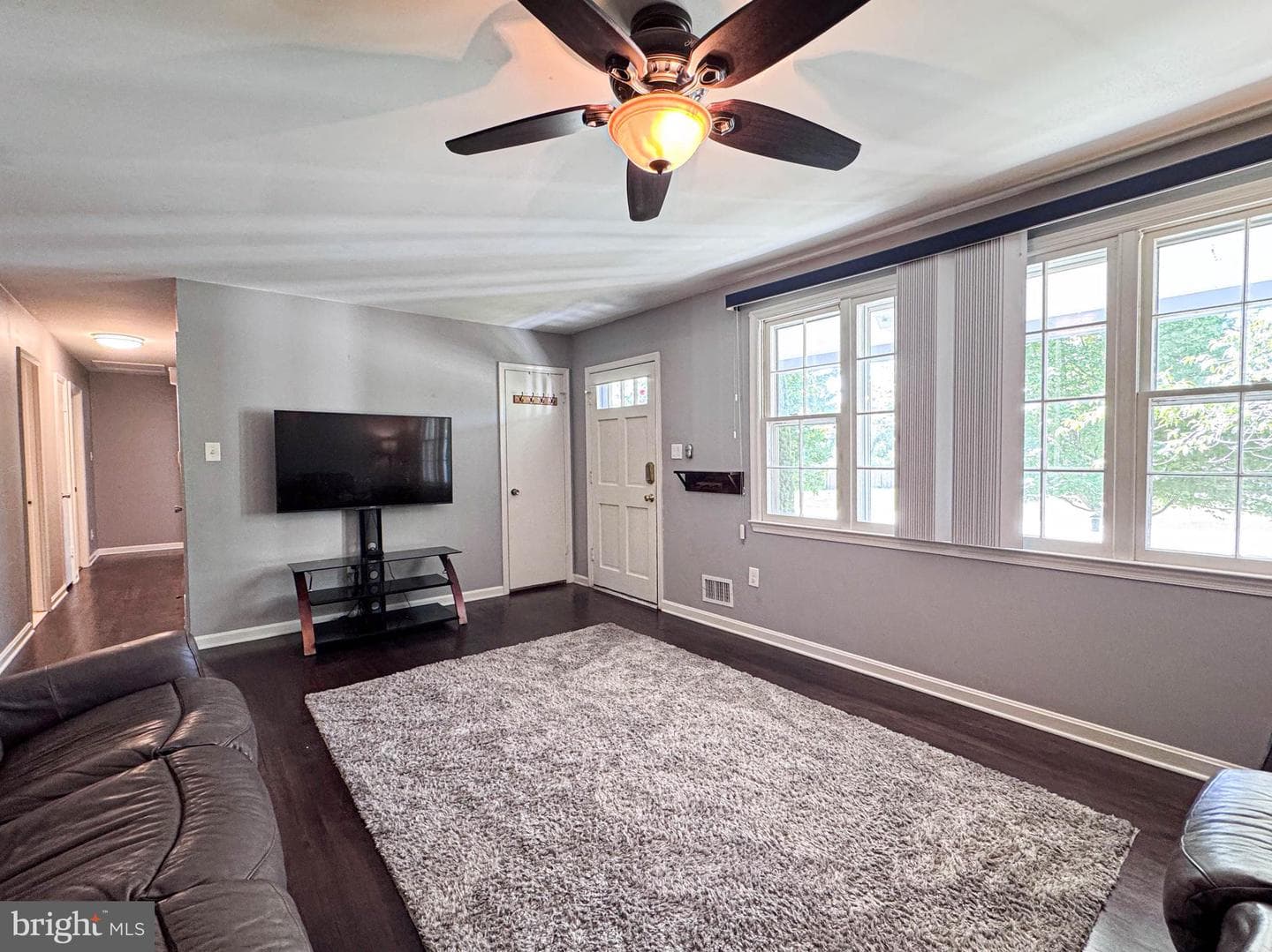 3637 Woodley Road photo 9