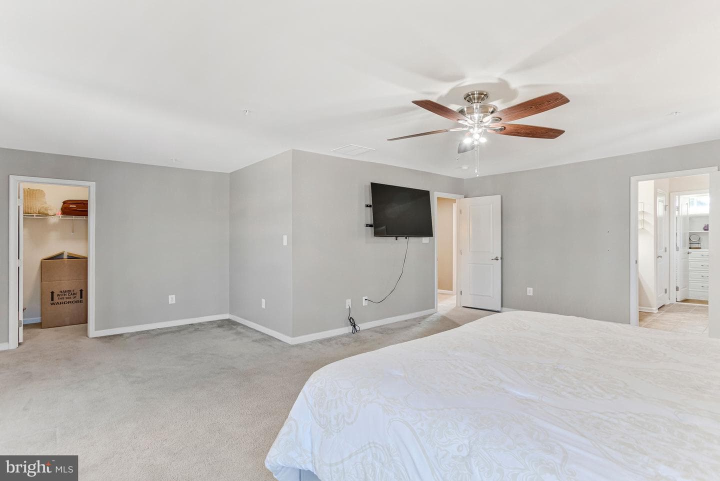 11762 Nationals Lane photo 34