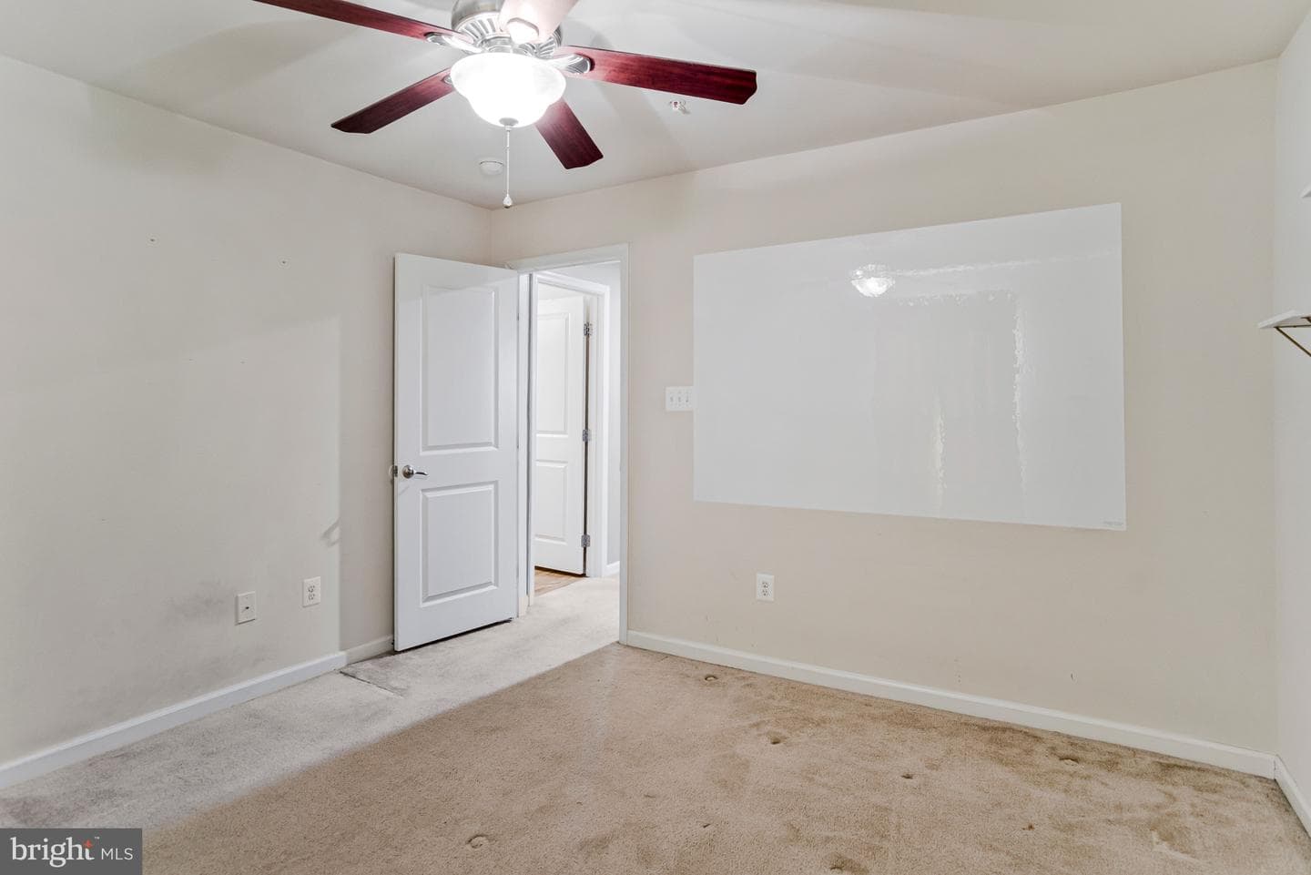11762 Nationals Lane photo 43
