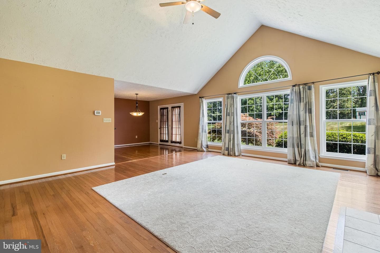 7790 Traeleigh Lane photo 32
