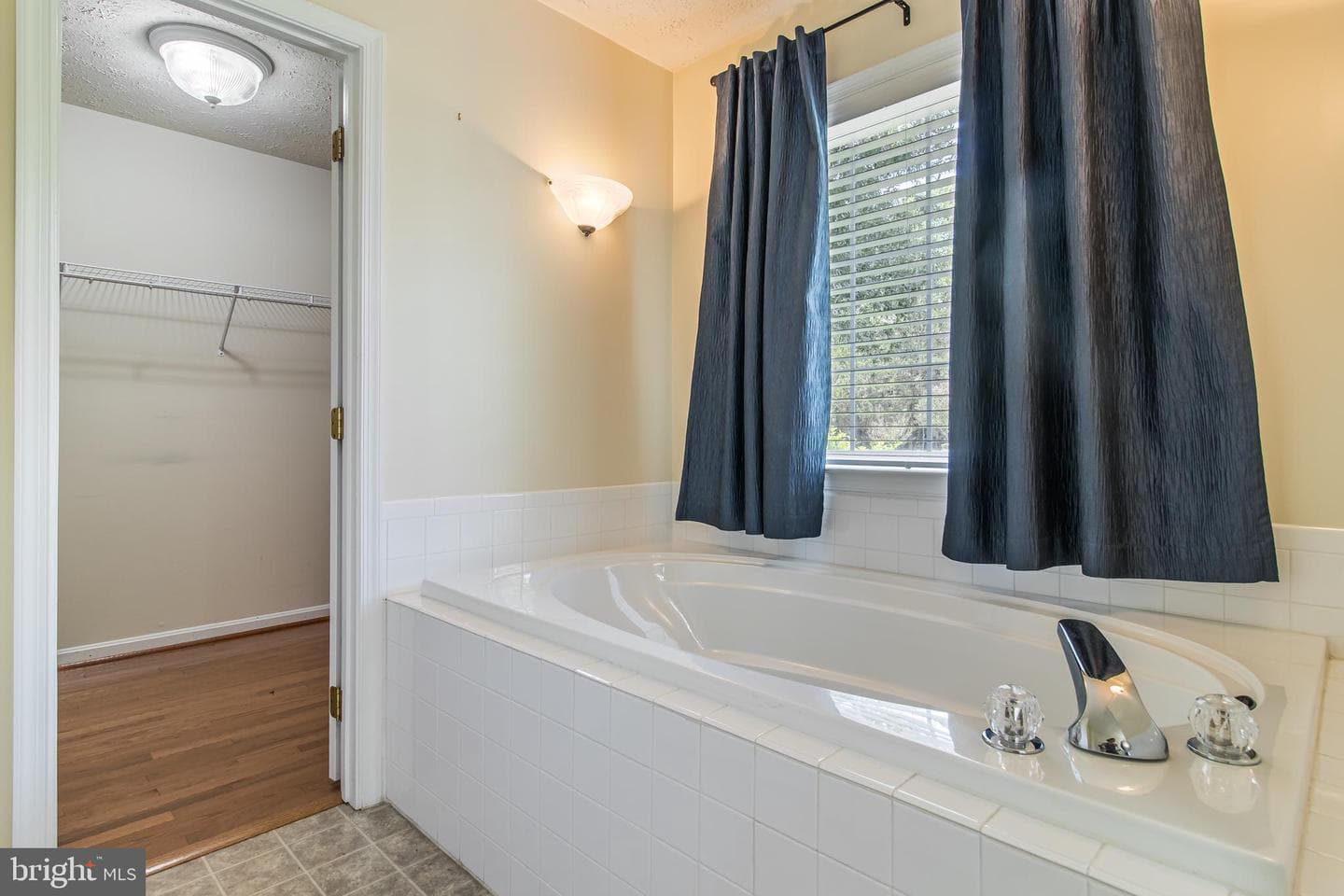 7790 Traeleigh Lane photo 48