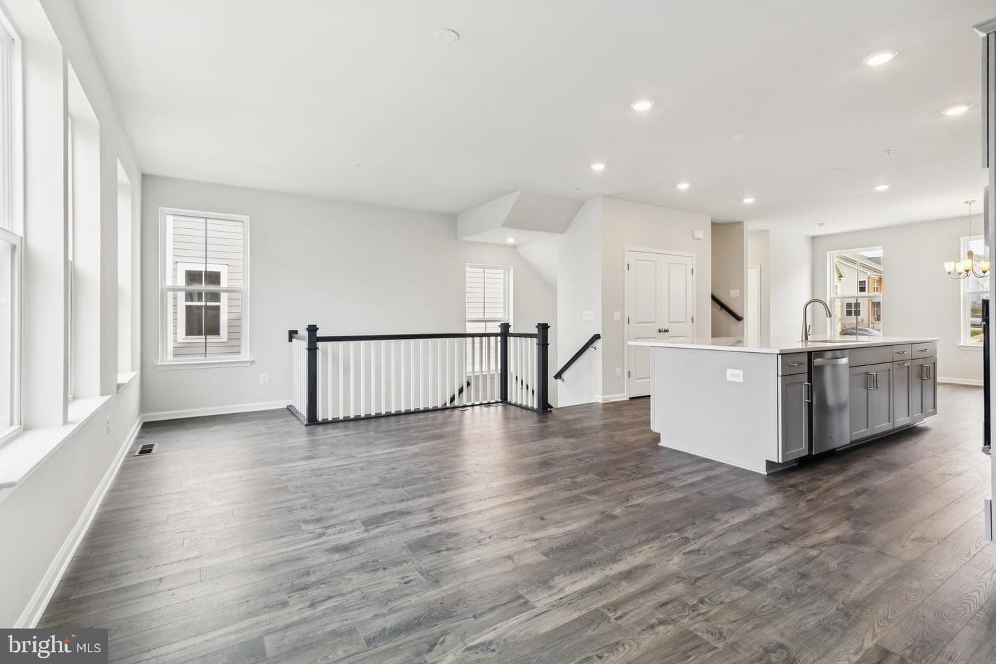 2770 Bear Claw Place photo 4
