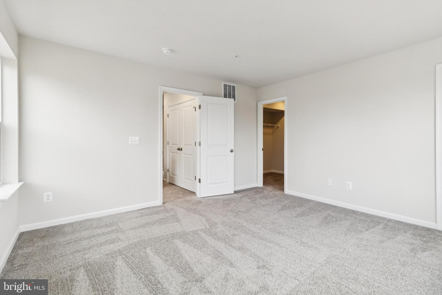 2770 Bear Claw Place photo 9