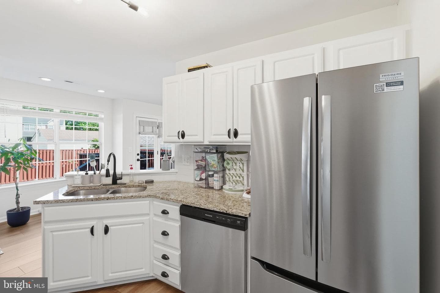 11620 Myrtle Oak Court photo 5