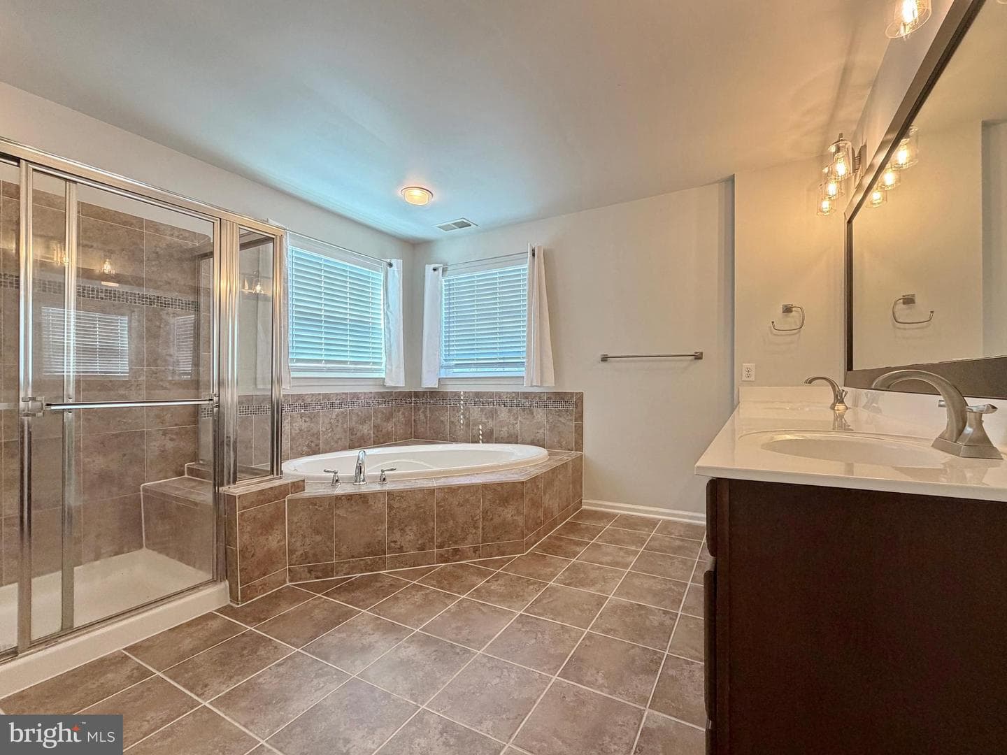 3429 Linden Grove Drive photo 44