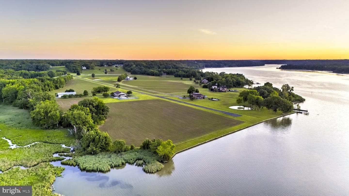 9100 Lanseair Farm photo 10