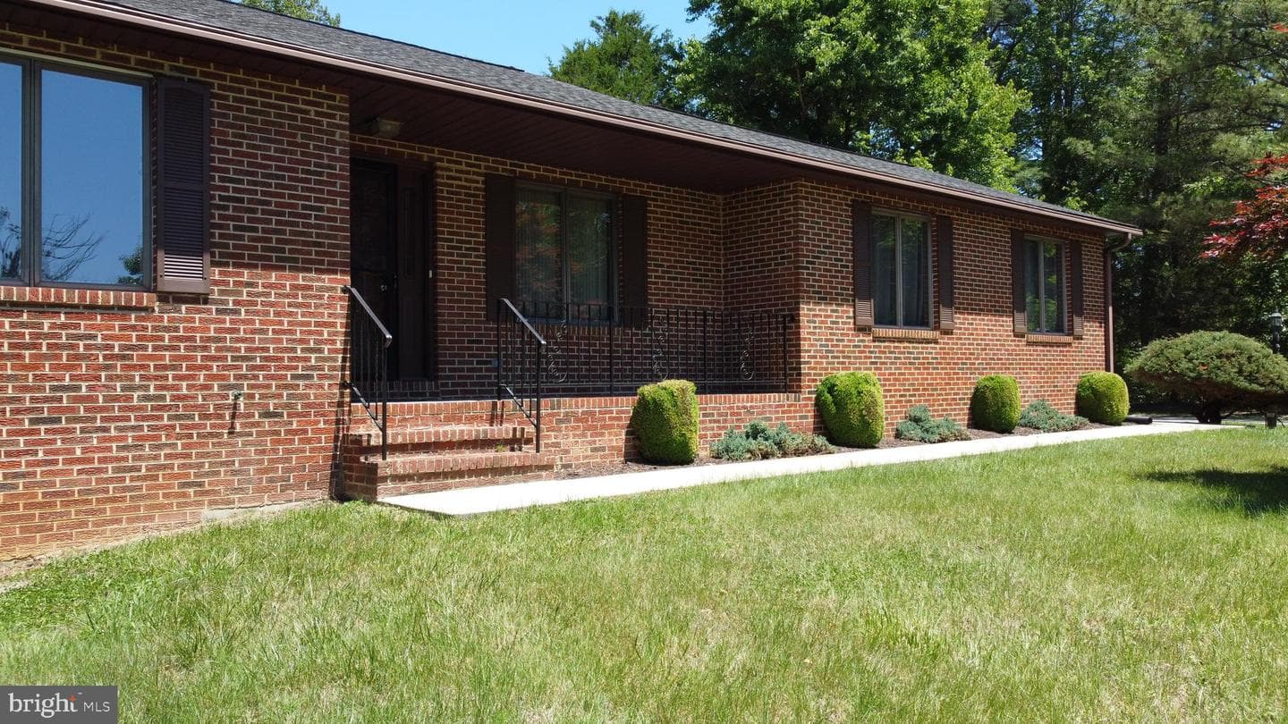 17082 Prince Frederick Road photo 54