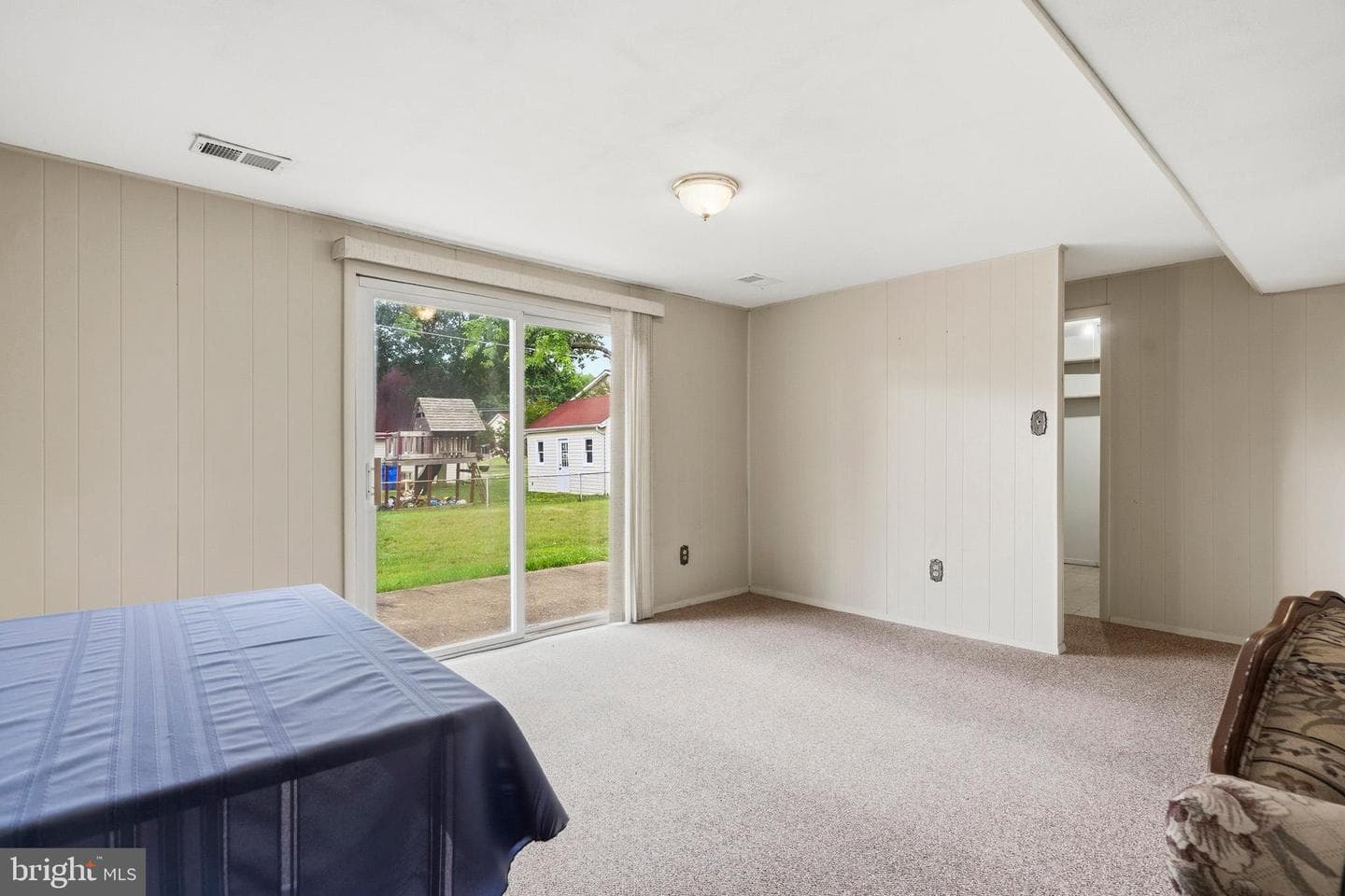 215 Compton Road photo 23