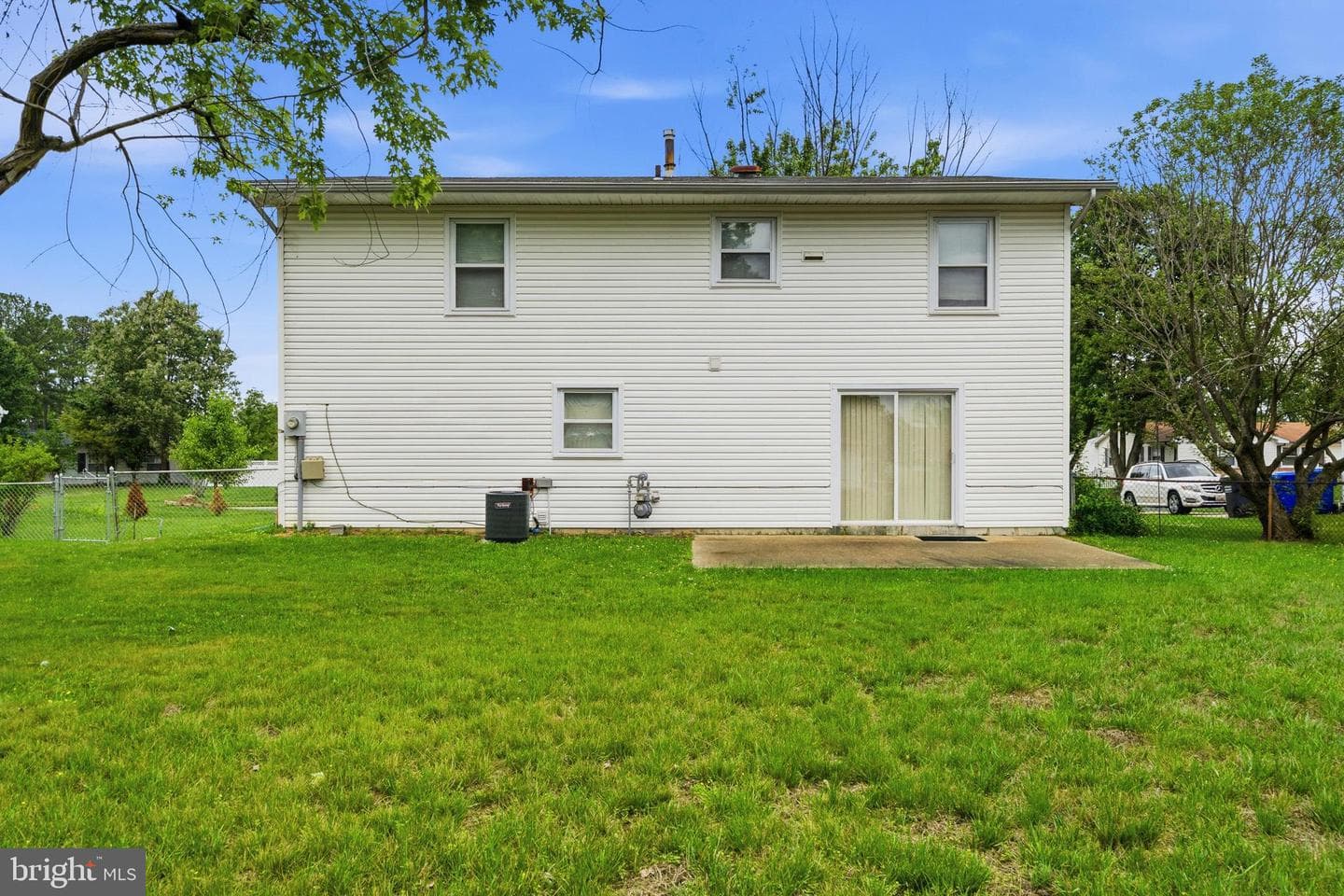 215 Compton Road photo 32