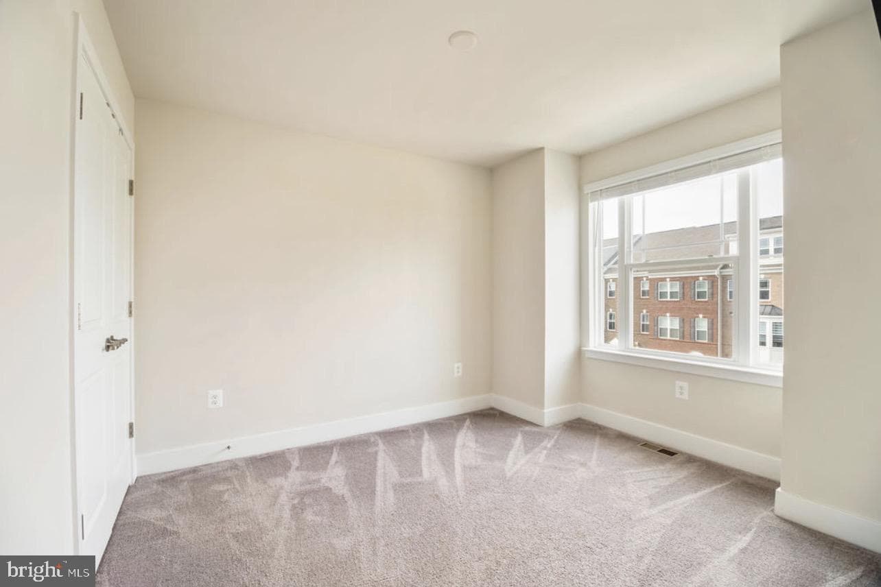 11687 Emily Dickinson Pl photo 21