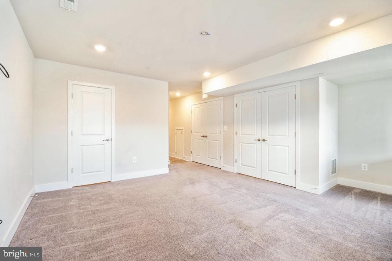 11687 Emily Dickinson Pl photo 3