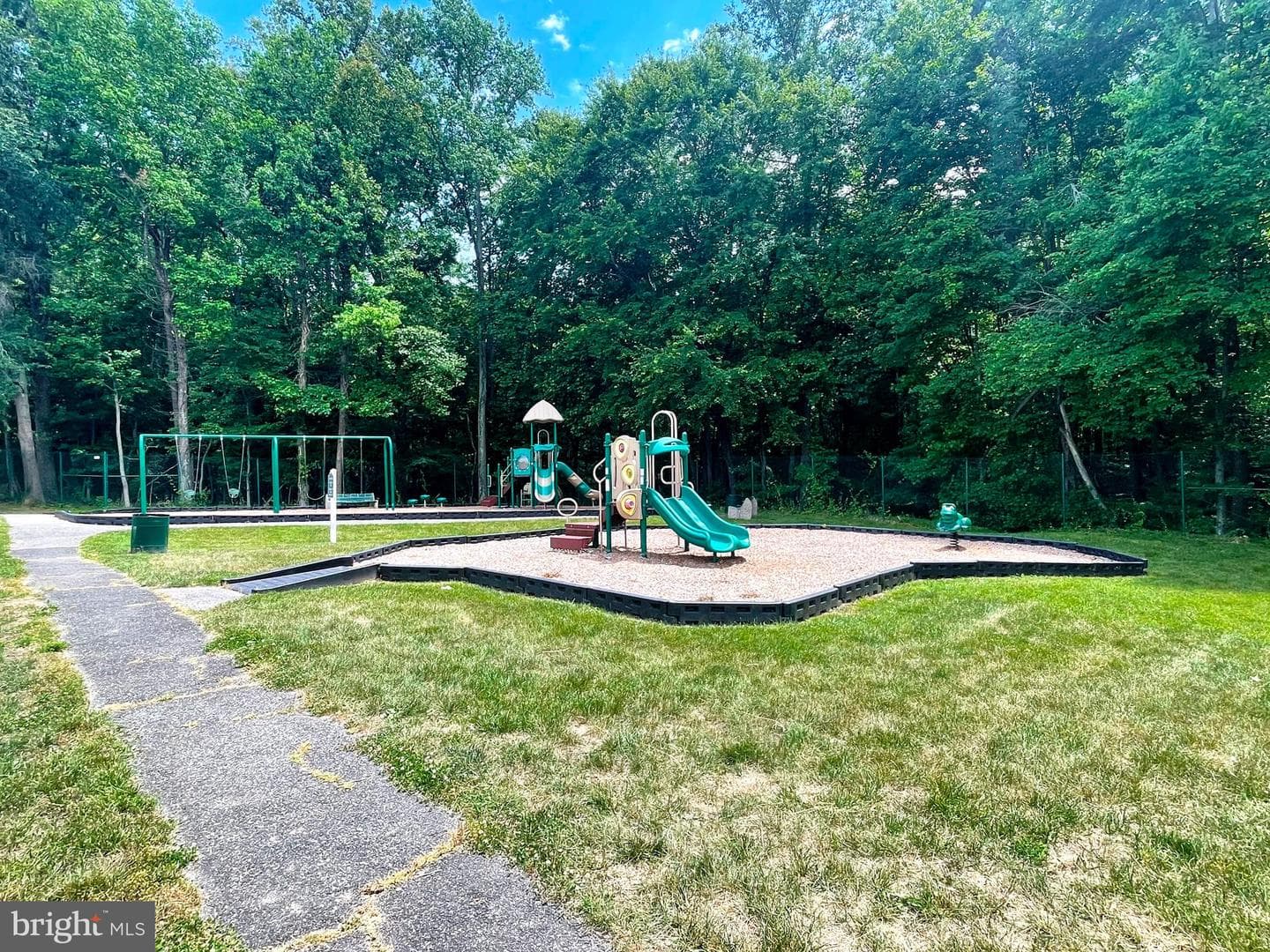 3335 Westdale Court photo 29