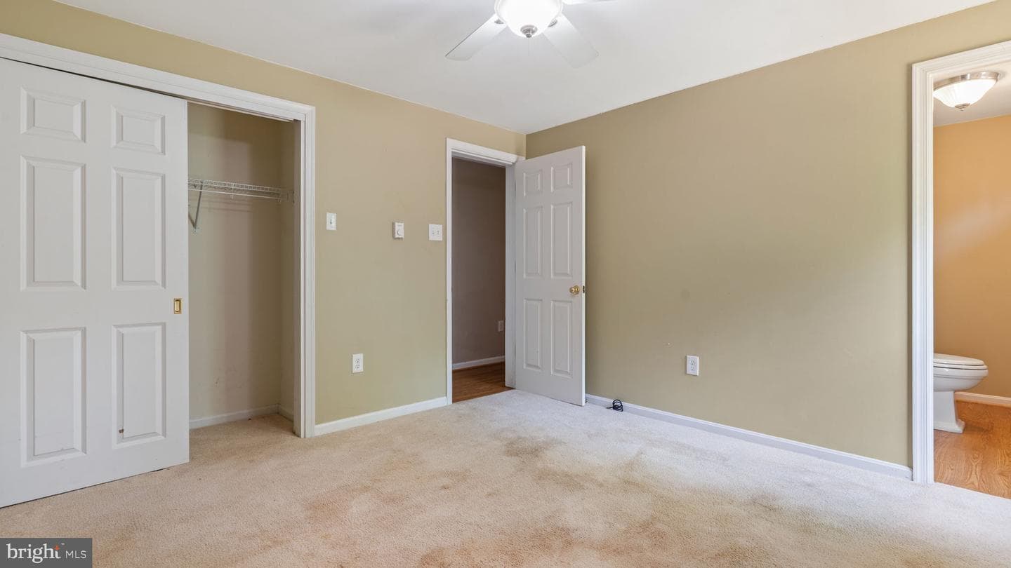 5950 Foster Lane photo 16