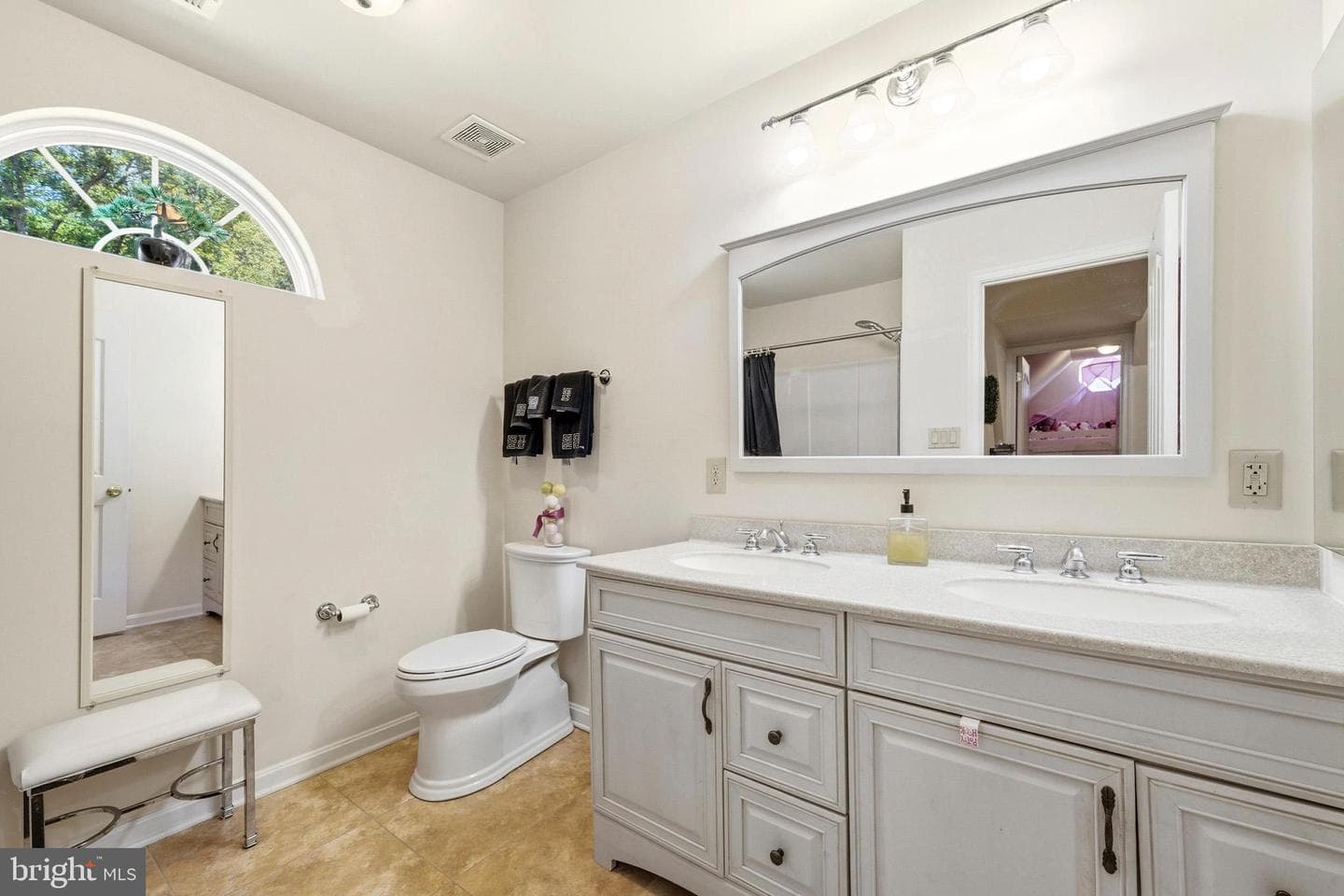 8005 Tiki Place photo 22