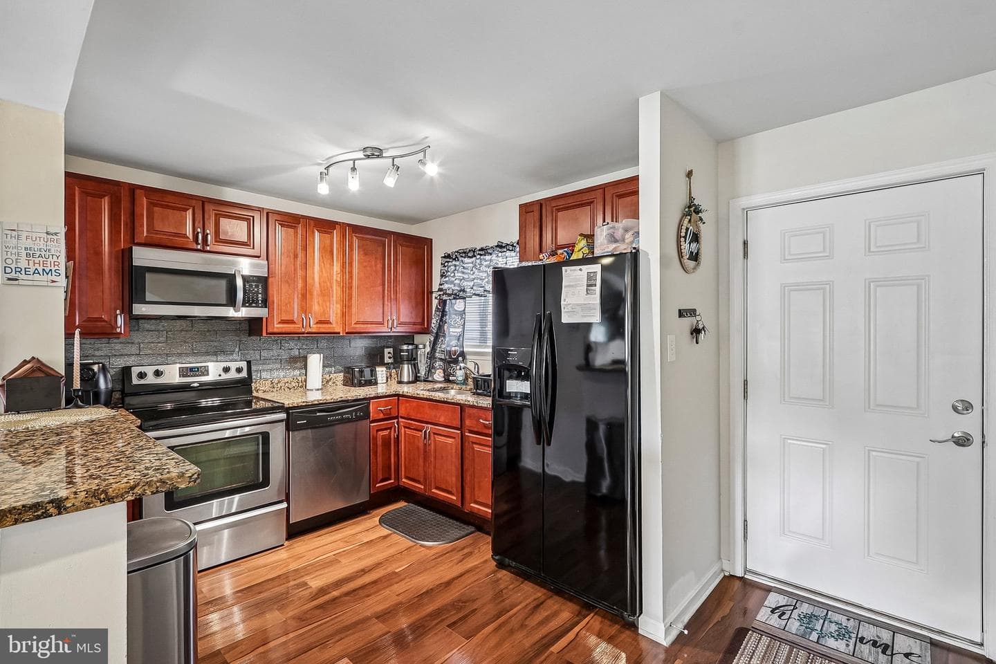 3083 Heathcote Road photo 10