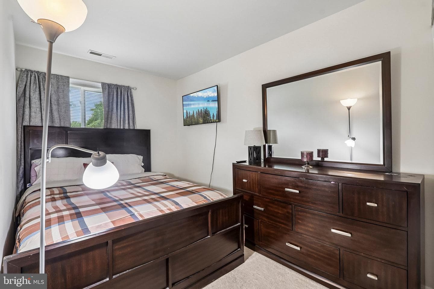 3083 Heathcote Road photo 19