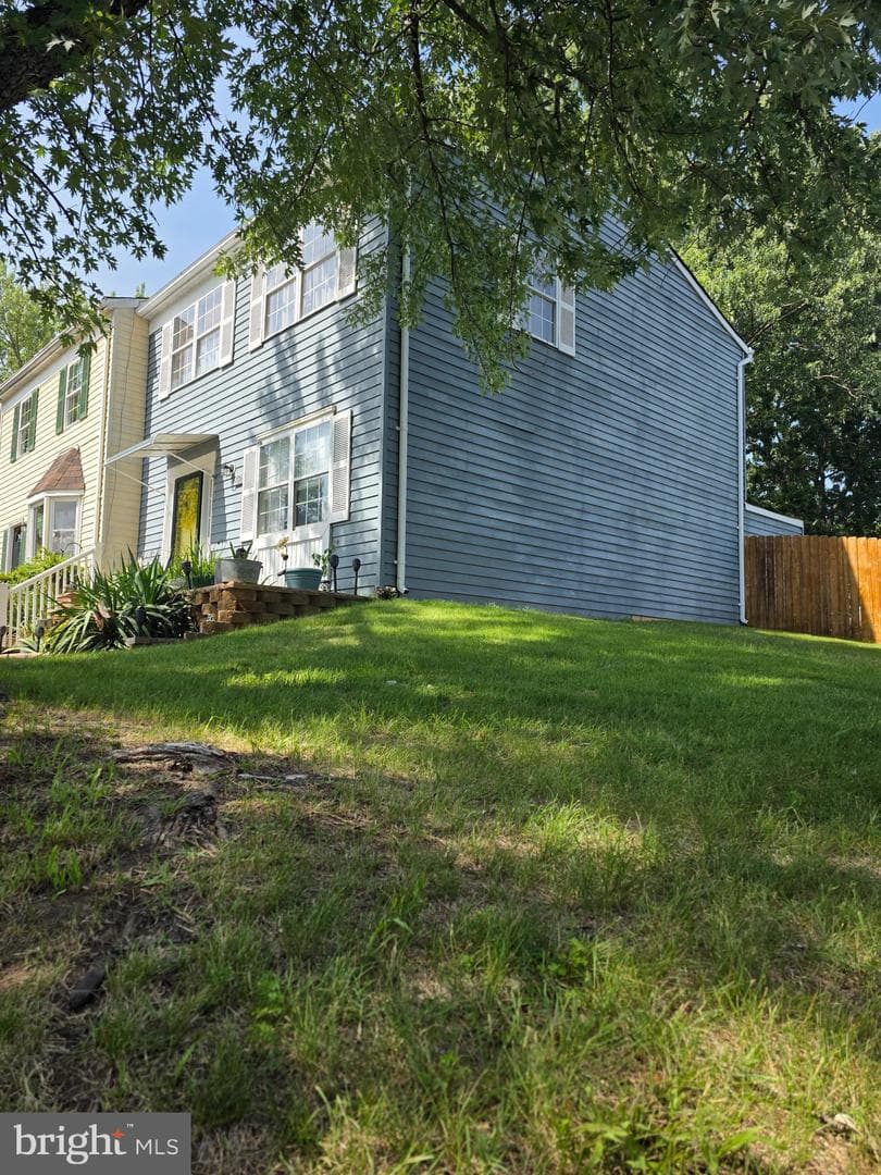 862 Holly Drive, La Plata