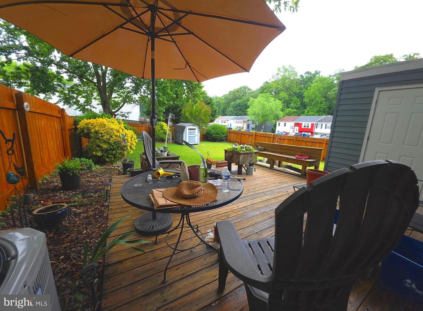 862 Holly Drive photo 3