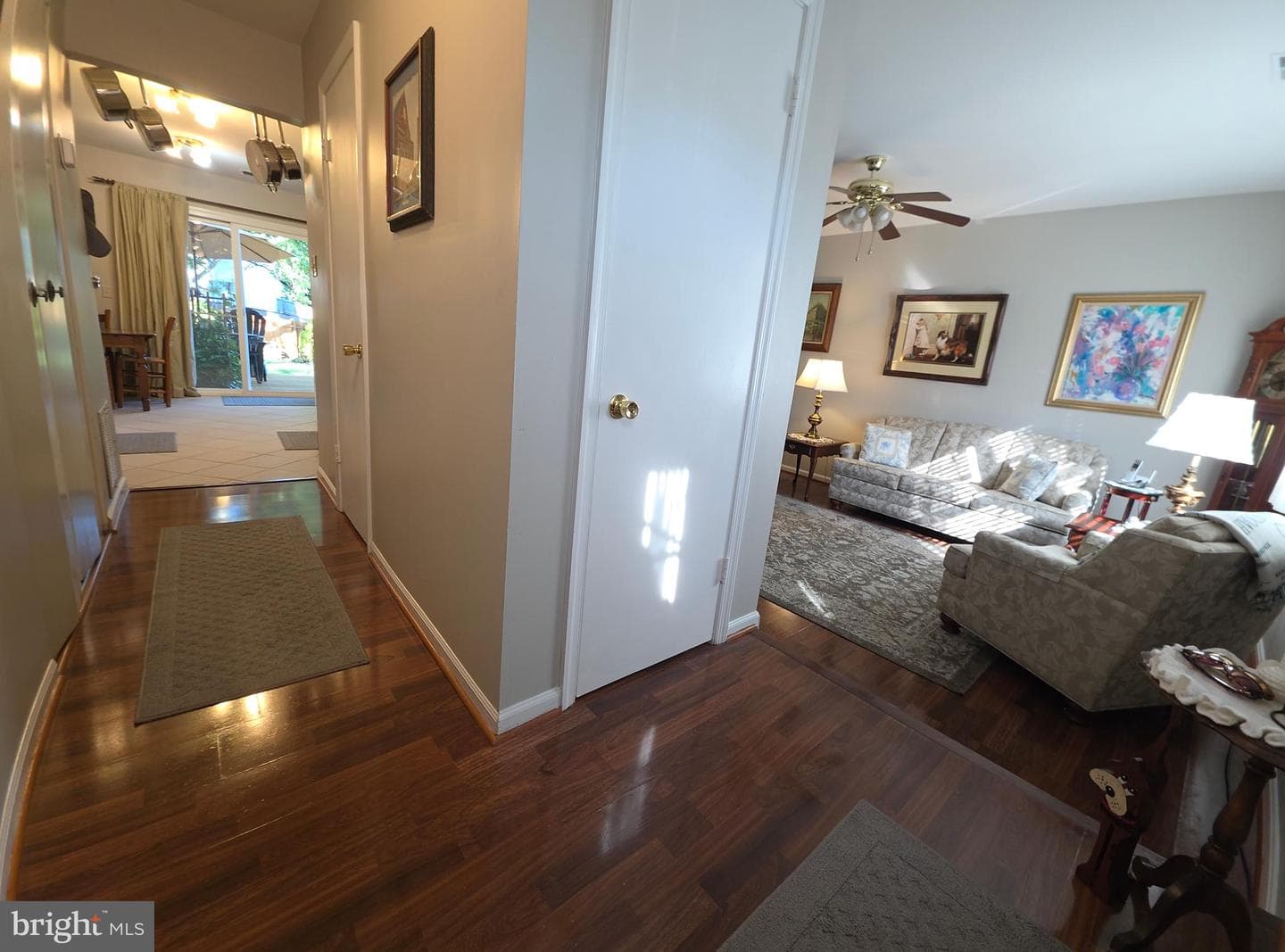 862 Holly Drive photo 5