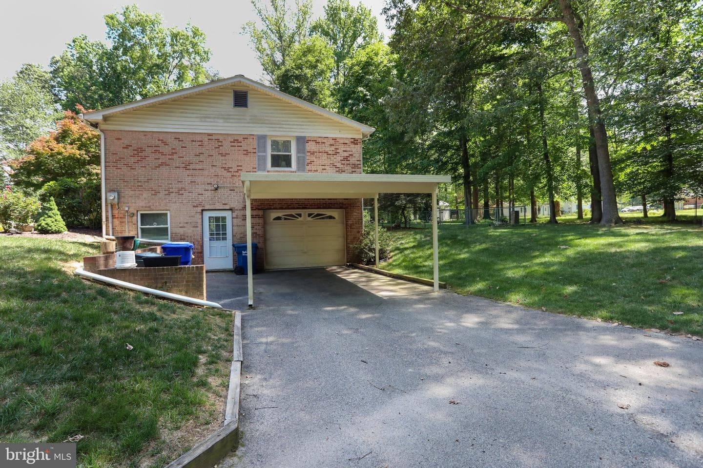 6975 Ellenwood Court photo 42