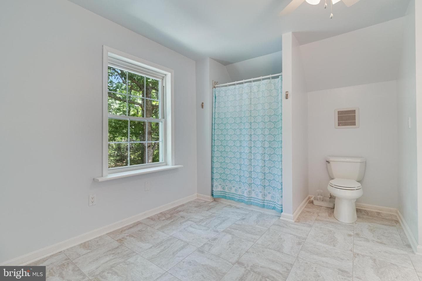 3160 Mazewood Place photo 24