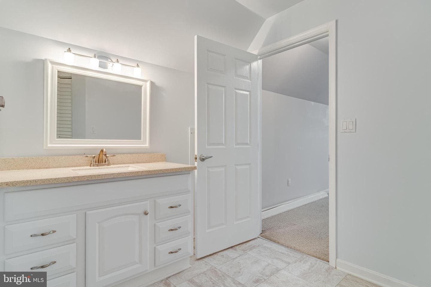 3160 Mazewood Place photo 26