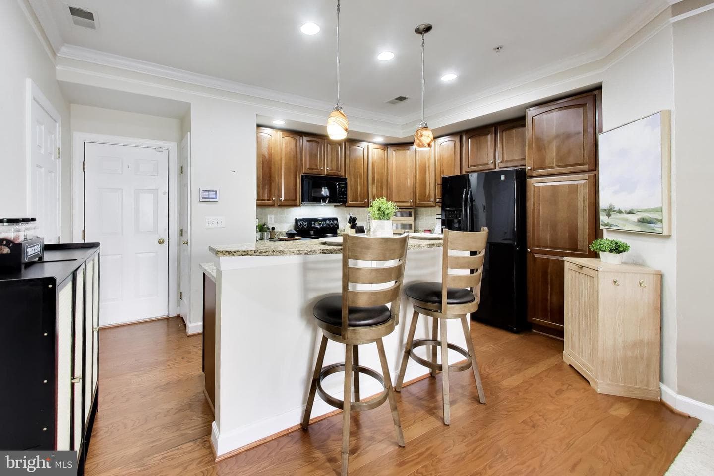 325 Munahan Circle photo 4